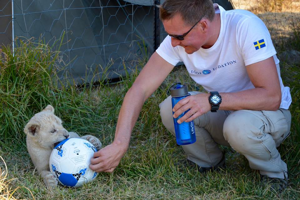 johan carl and ball